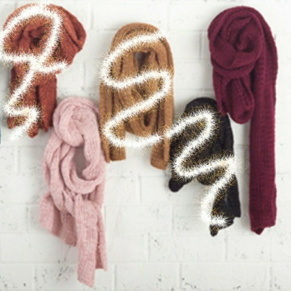 NWT knit 9"x80" shimmery scarf.